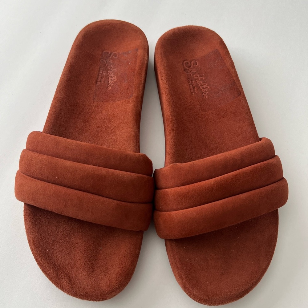 Women’s Seychelles Low Key Leather Slides Size 6